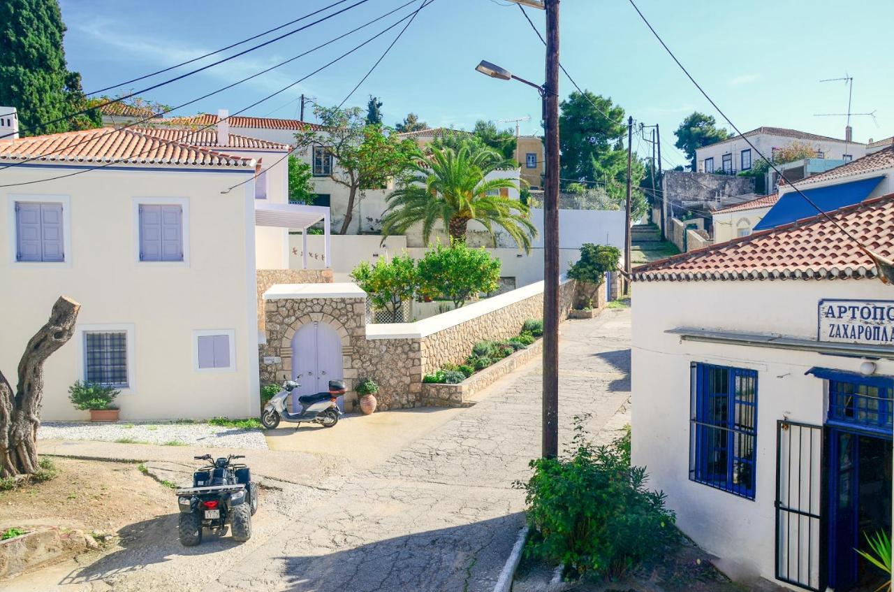 Villa Spetses Exterior photo