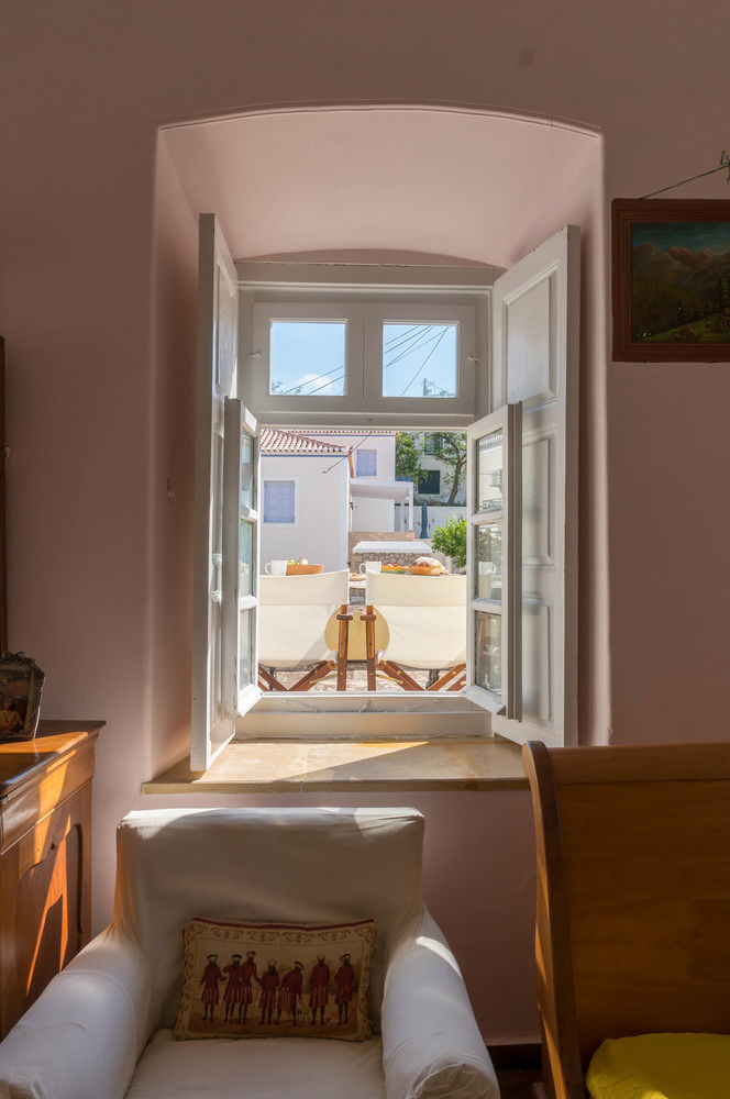 Villa Spetses Exterior photo