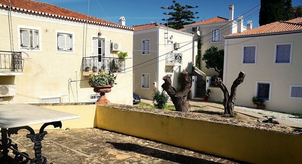 Villa Spetses Exterior photo
